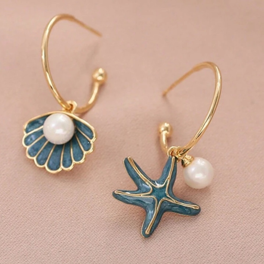 Gold and Blue Starfish and Shell Earrings